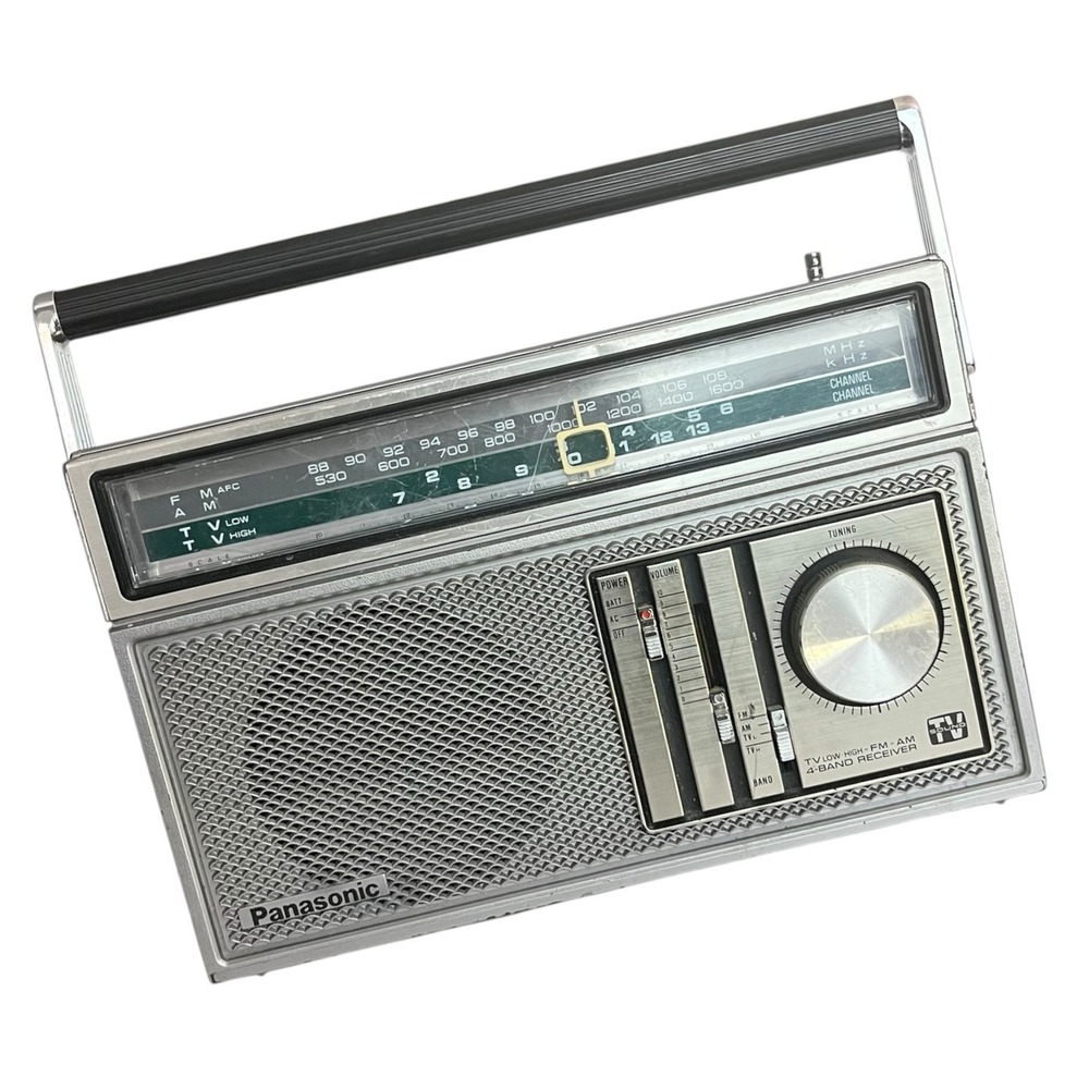 Panasonic RF-1101 AM/FM/TV Low & High 4 Band Receiver Radio Works- Needs Antenna